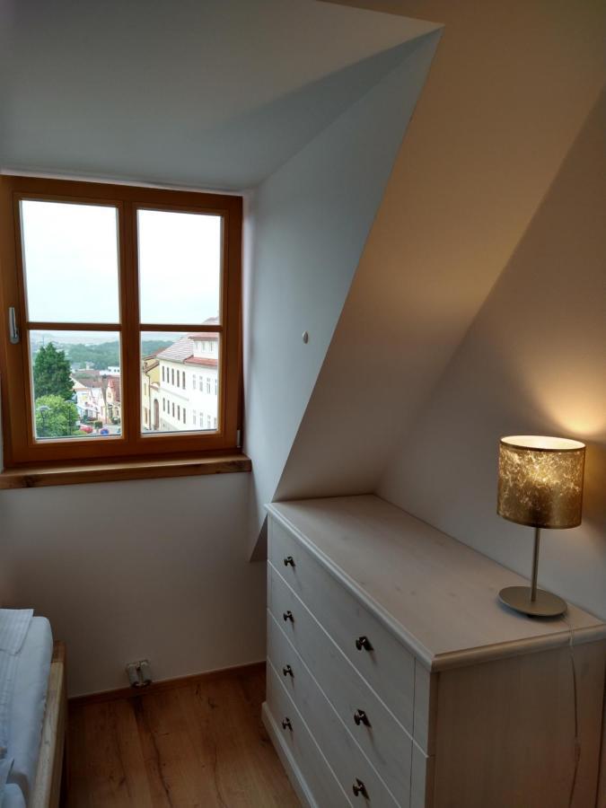 Apartmany Maly Mnich Mníšek pod Brdy Екстериор снимка