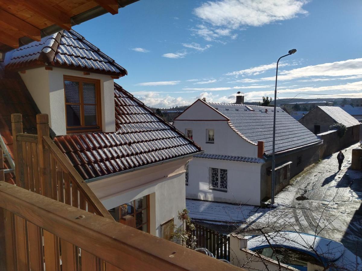 Apartmany Maly Mnich Mníšek pod Brdy Екстериор снимка
