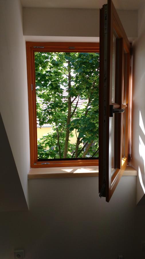 Apartmany Maly Mnich Mníšek pod Brdy Екстериор снимка